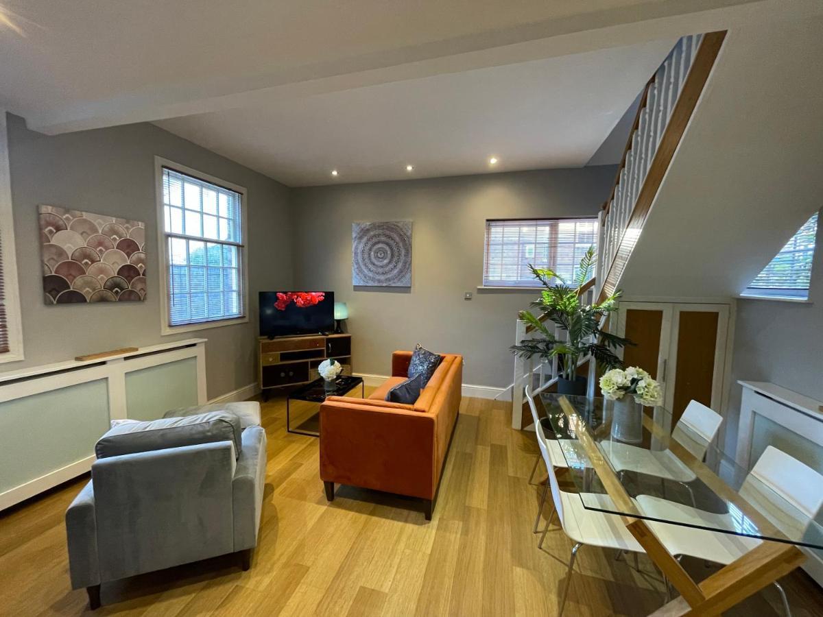 فيلا Luxury 3-Bed Victorian Townhouse Hosted By Hutch Lifestyle ليمينغتون المظهر الخارجي الصورة