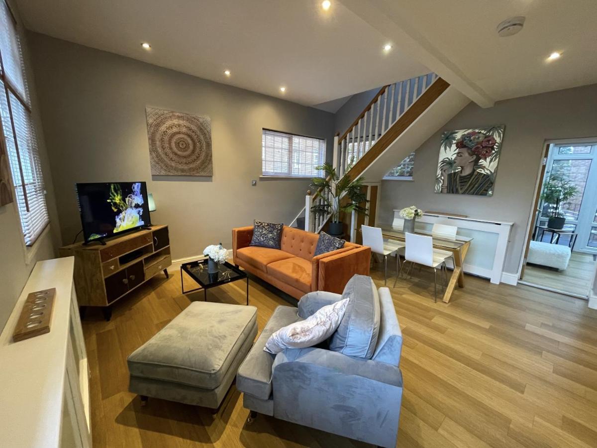 فيلا Luxury 3-Bed Victorian Townhouse Hosted By Hutch Lifestyle ليمينغتون المظهر الخارجي الصورة